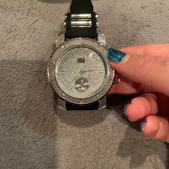 Silver black bling classic classy watch - Picture 5 of 6